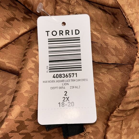 Woman’s Torrid Tea Length Woven Jacquard Lace Trim Cami Dress Size 2 - Picture 5 of 9